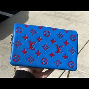 COPY - Louis Vuitton Pochette Coussin